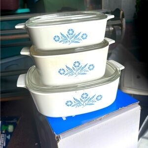 3 piece Corning Ware Blue Cornflower casserole dishes with lids